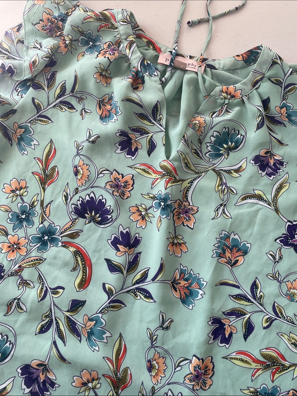 Philosophy Aqua / Green Floral Tie-Neck Ruffle Top D56